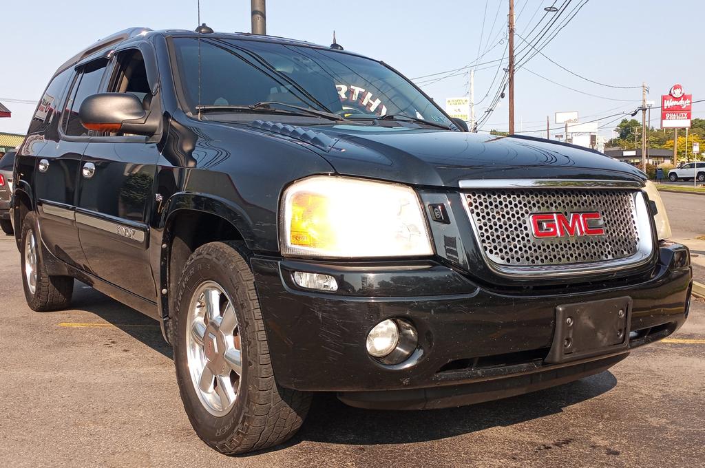 used 2004 GMC Envoy XUV car, priced at $5,195