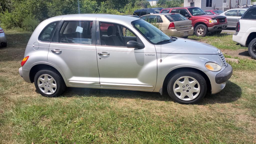 used 2002 Chrysler PT Cruiser car, priced at $2,995