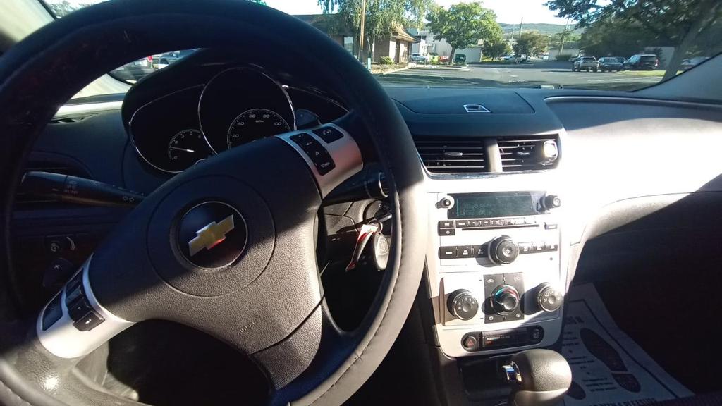 used 2010 Chevrolet Malibu car, priced at $3,495