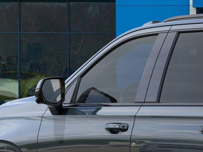 new 2025 Chevrolet Suburban car, priced at $82,784