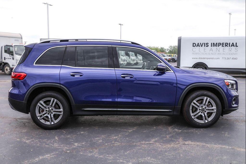 used 2020 Mercedes-Benz GLB 250 car, priced at $24,138