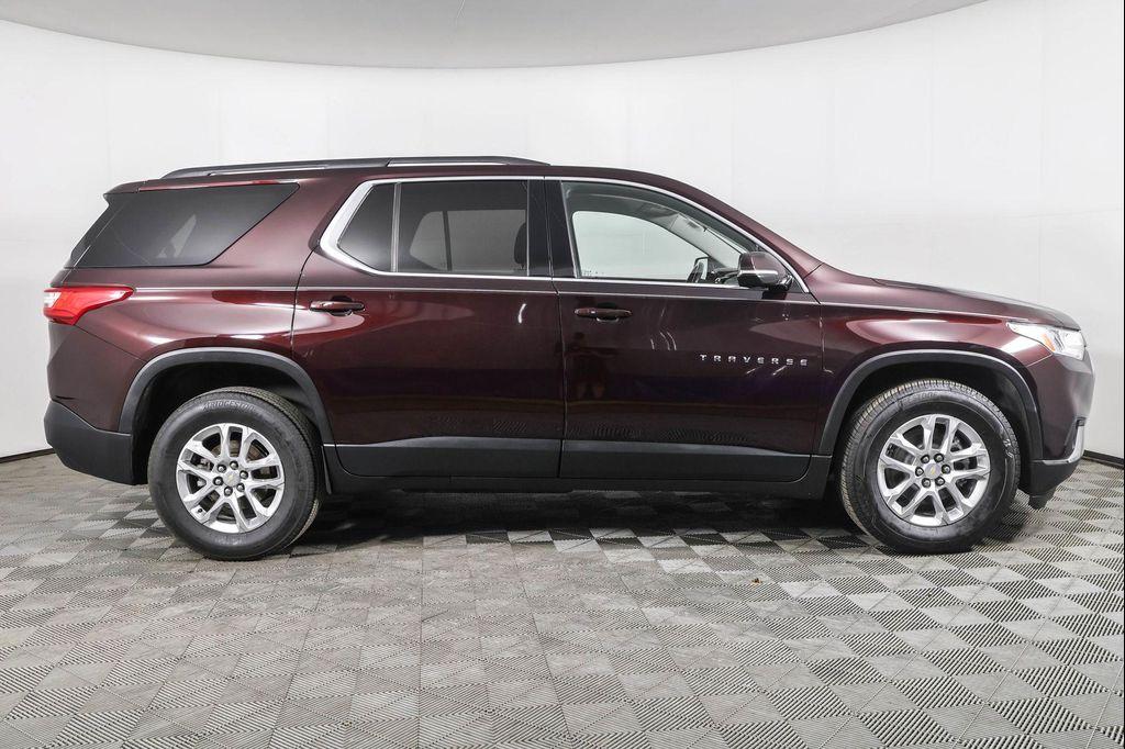 used 2021 Chevrolet Traverse car, priced at $23,977