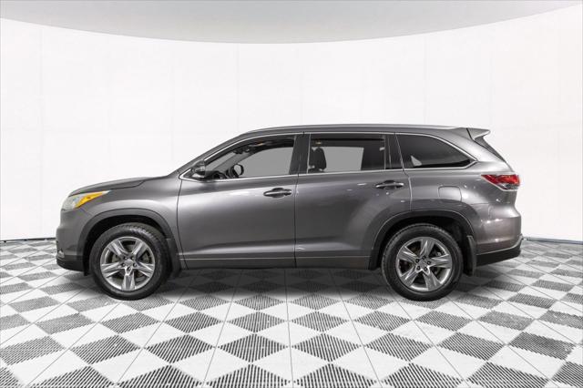 used 2015 Toyota Highlander car, priced at $18,991