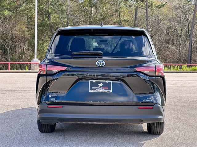 used 2022 Toyota Sienna car, priced at $31,500