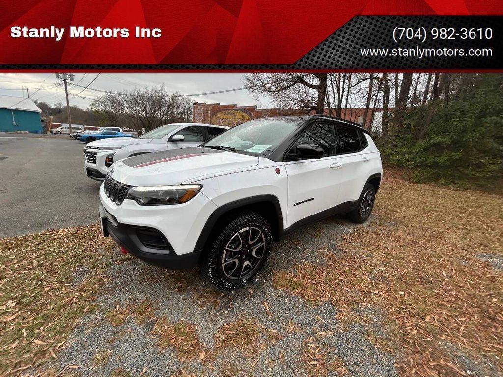 used 2025 Jeep Compass car, priced at $25,995