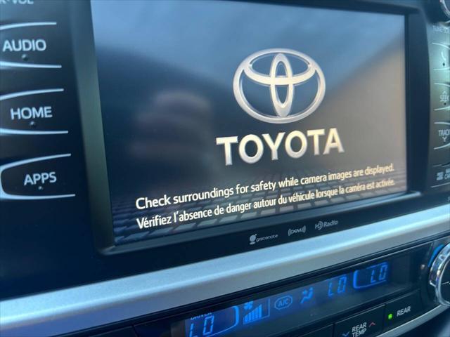 used 2019 Toyota Highlander car, priced at $27,995