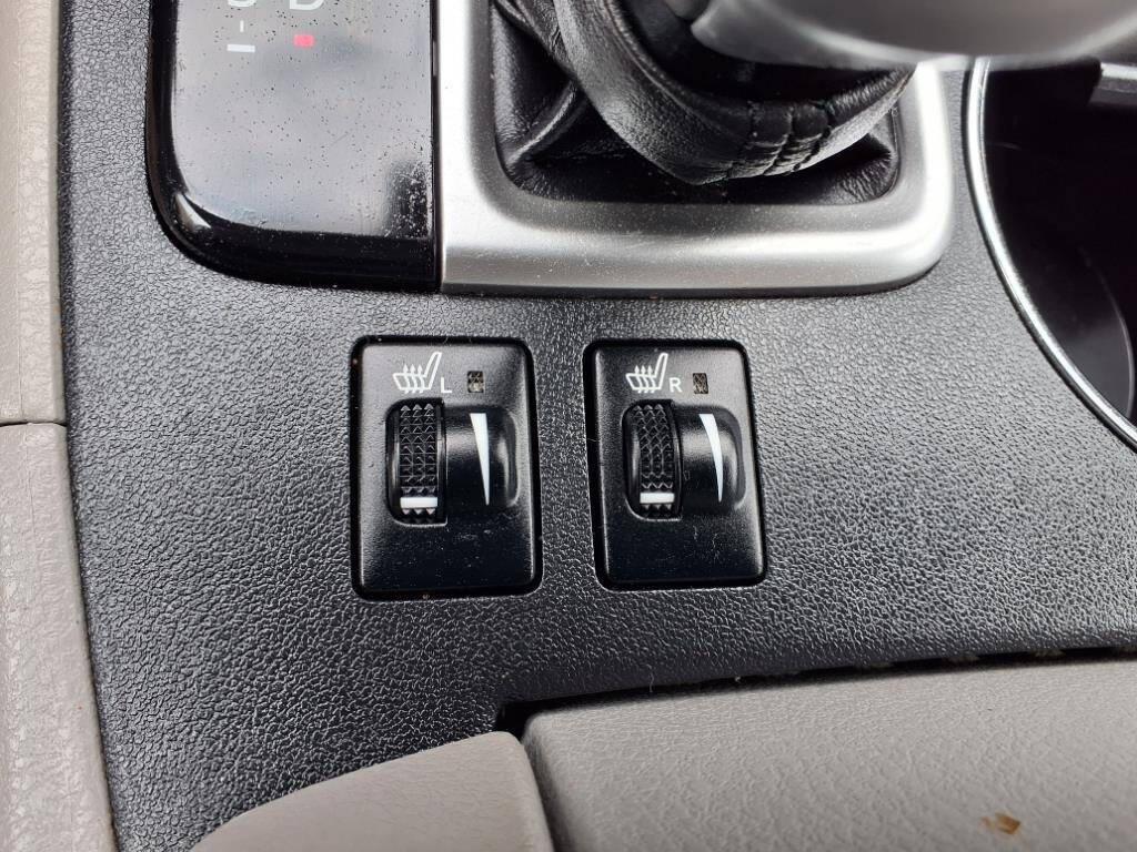 used 2017 Toyota Highlander car, priced at $26,995