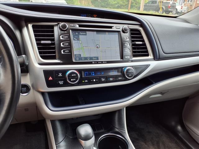 used 2017 Toyota Highlander car, priced at $26,995