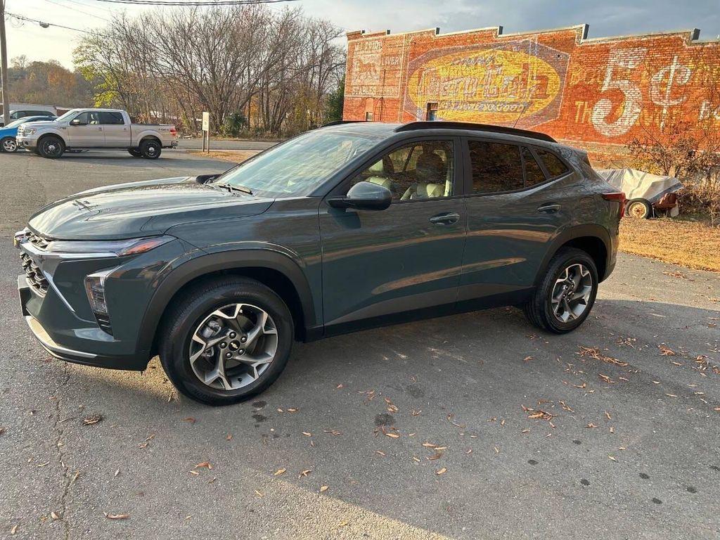 used 2025 Chevrolet Trax car, priced at $21,995