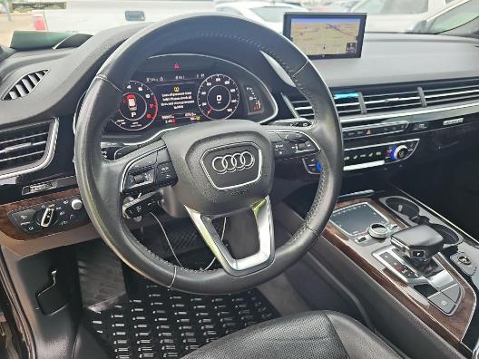 used 2017 Audi Q7 car, priced at $15,900