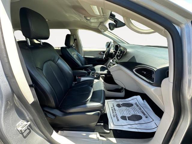 used 2018 Chrysler Pacifica car, priced at $13,499