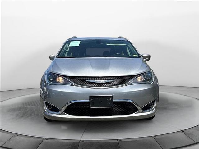 used 2018 Chrysler Pacifica car, priced at $13,499