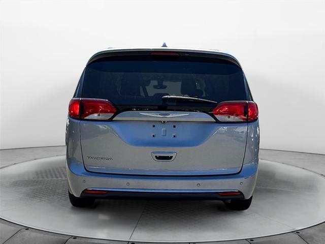 used 2018 Chrysler Pacifica car, priced at $15,999