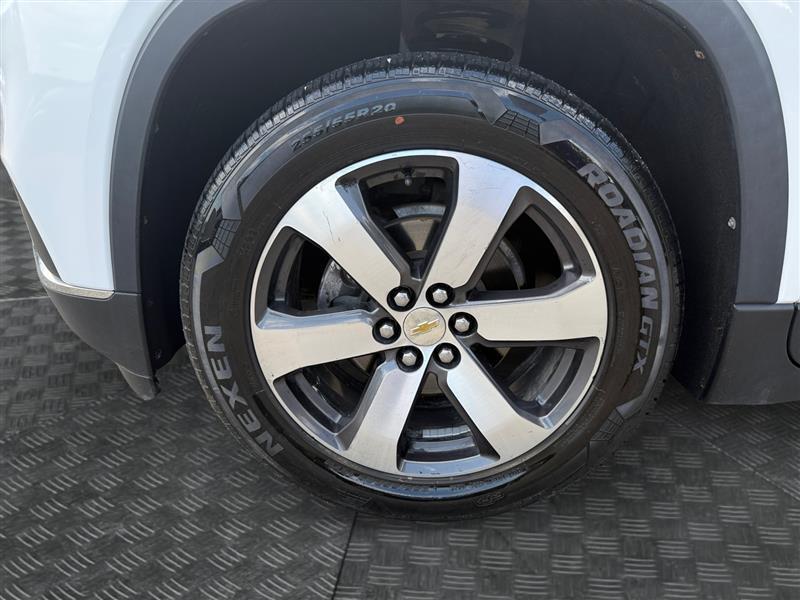 used 2020 Chevrolet Traverse car, priced at $17,999