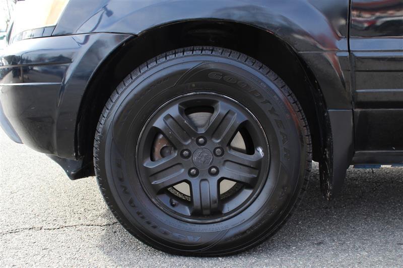 used 2005 Honda Pilot car, priced at $4,995