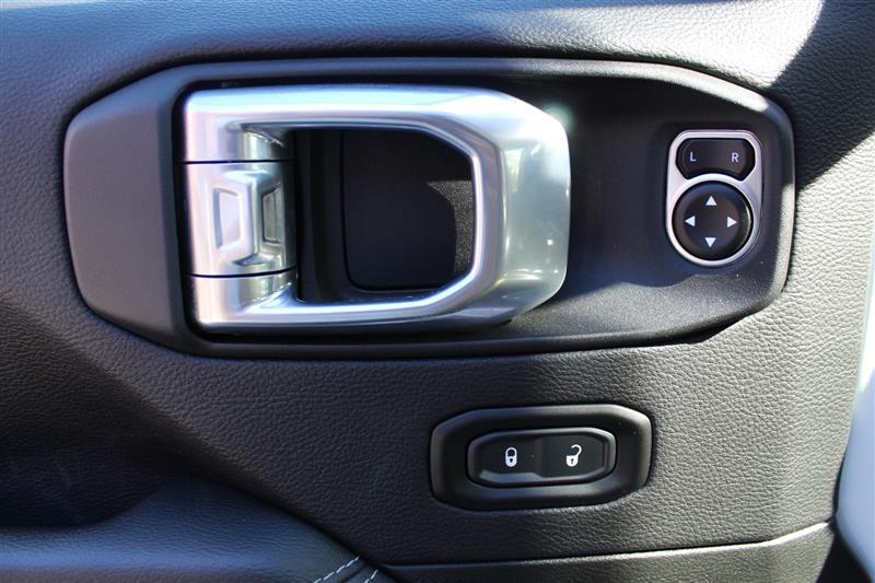 used 2022 Jeep Gladiator car, priced at $28,995