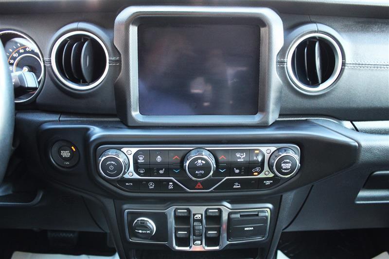 used 2022 Jeep Gladiator car, priced at $28,995