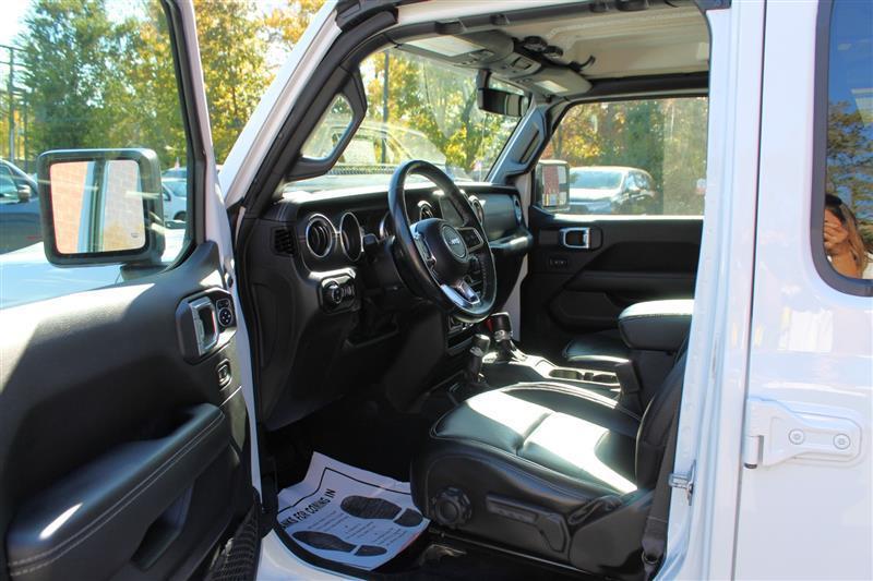 used 2022 Jeep Gladiator car, priced at $28,995