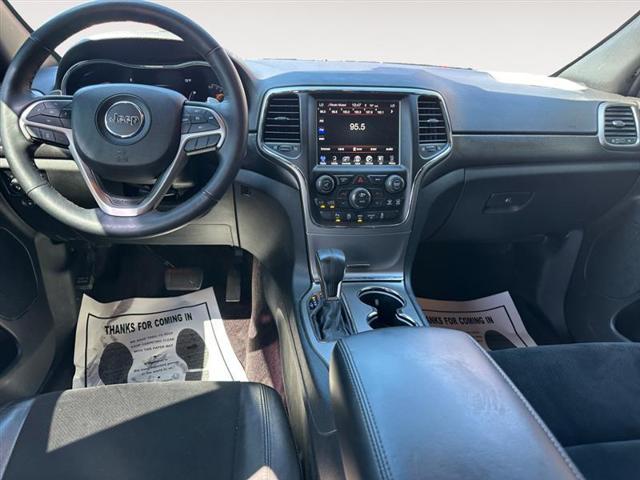 used 2017 Jeep Grand Cherokee car, priced at $19,499