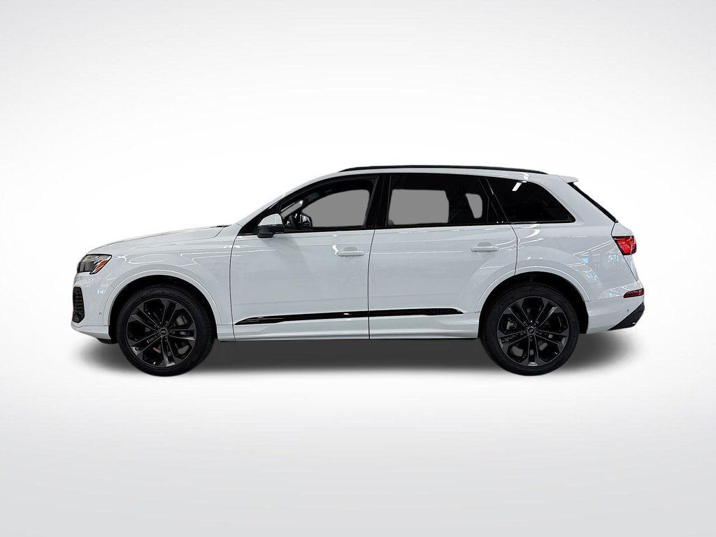 new 2025 Audi Q7 car, priced at $76,125
