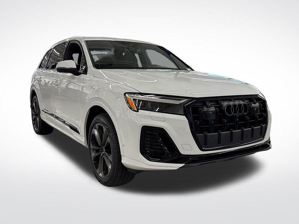 new 2025 Audi Q7 car, priced at $76,125
