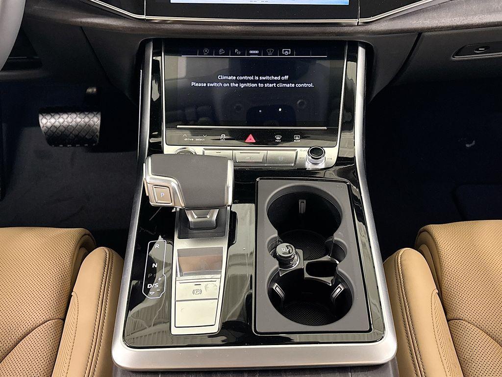 new 2025 Audi Q7 car, priced at $83,750