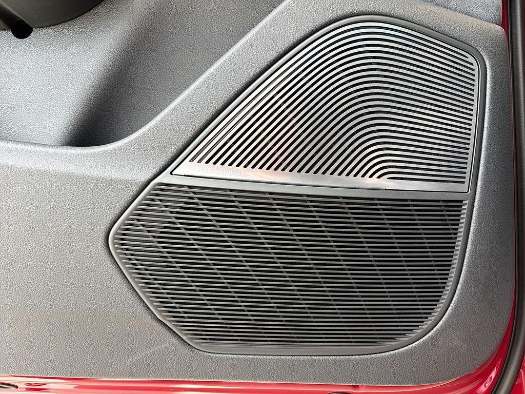 new 2025 Audi RS Q8 car, priced at $154,050