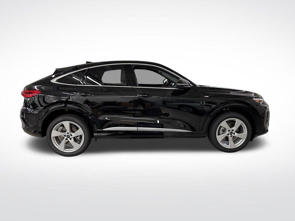 new 2025 Audi Q5 Sportback car, priced at $60,725