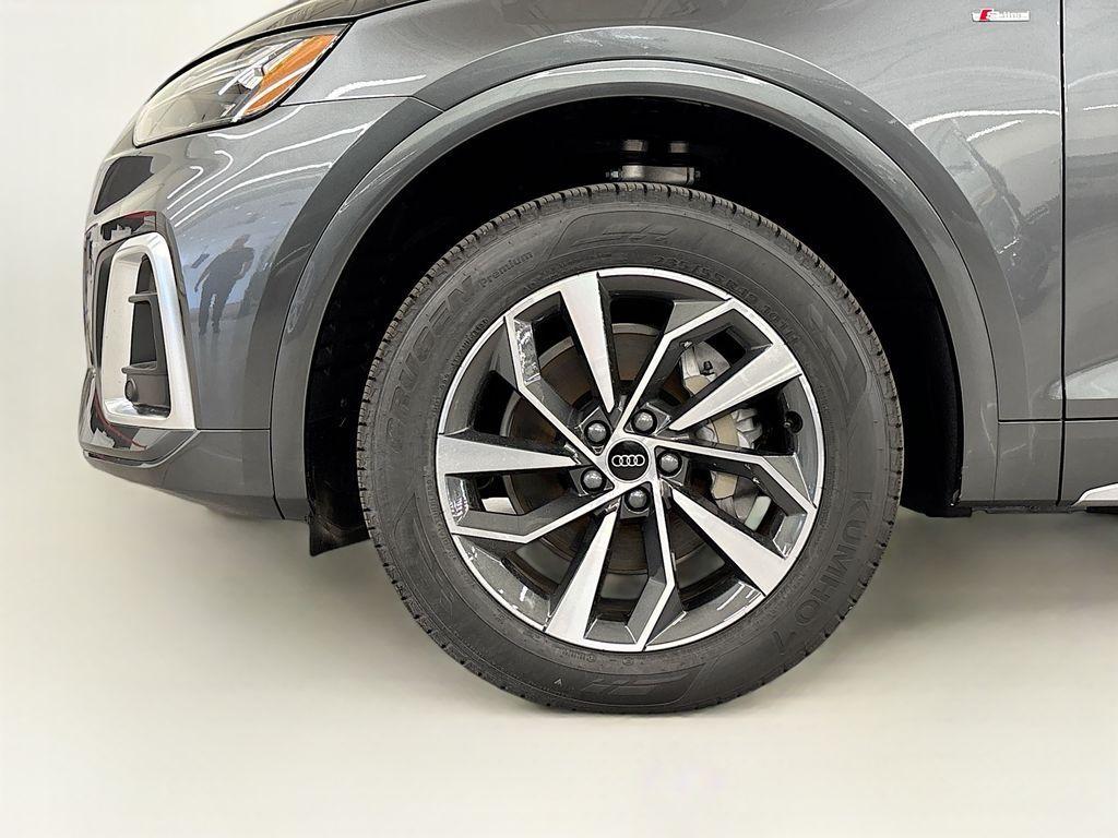 new 2025 Audi Q5 car, priced at $55,790