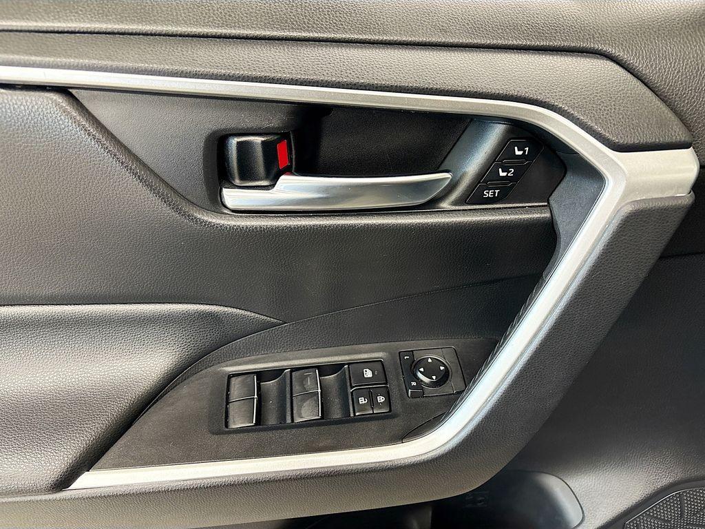 new 2021 Toyota RAV4 car, priced at $29,000