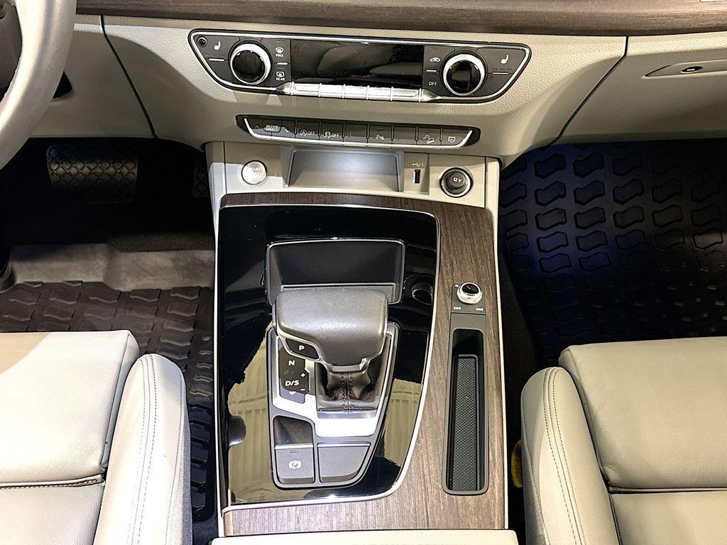 used 2024 Audi Q5 car, priced at $41,500