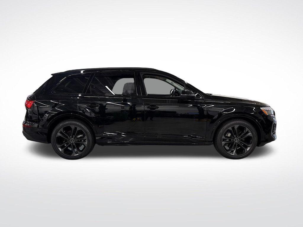 new 2025 Audi Q7 car, priced at $73,950