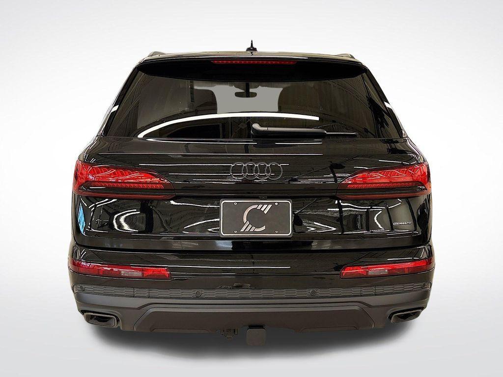 new 2025 Audi Q7 car, priced at $73,950