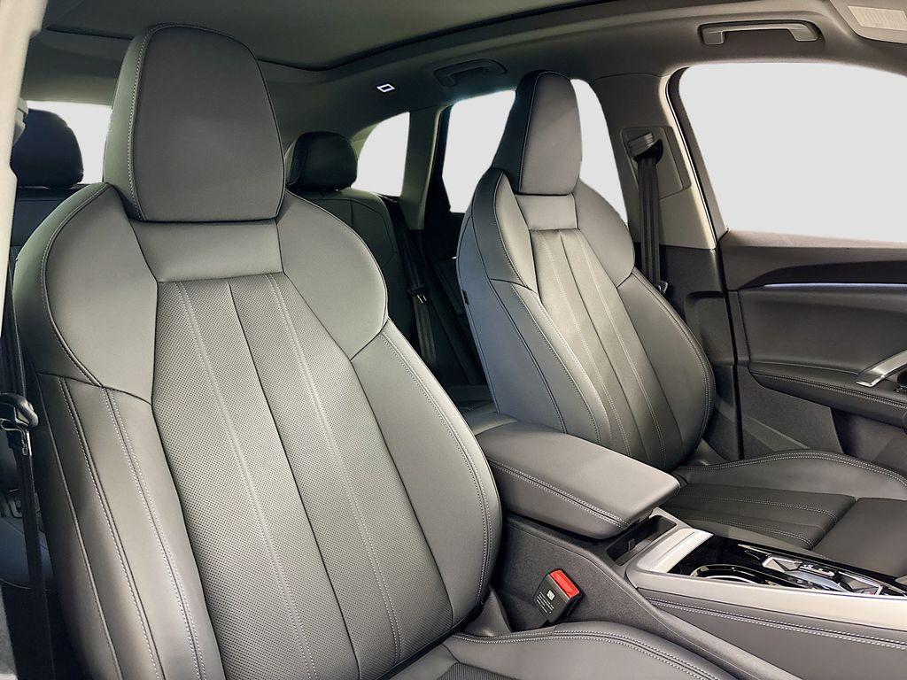 new 2025 Audi Q5 car, priced at $58,950