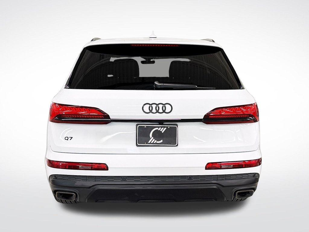 used 2025 Audi Q7 car, priced at $61,000