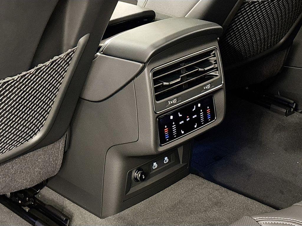 new 2025 Audi Q8 car, priced at $82,555