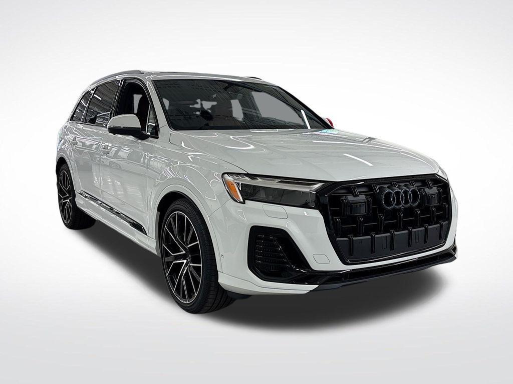 new 2025 Audi Q7 car, priced at $75,305