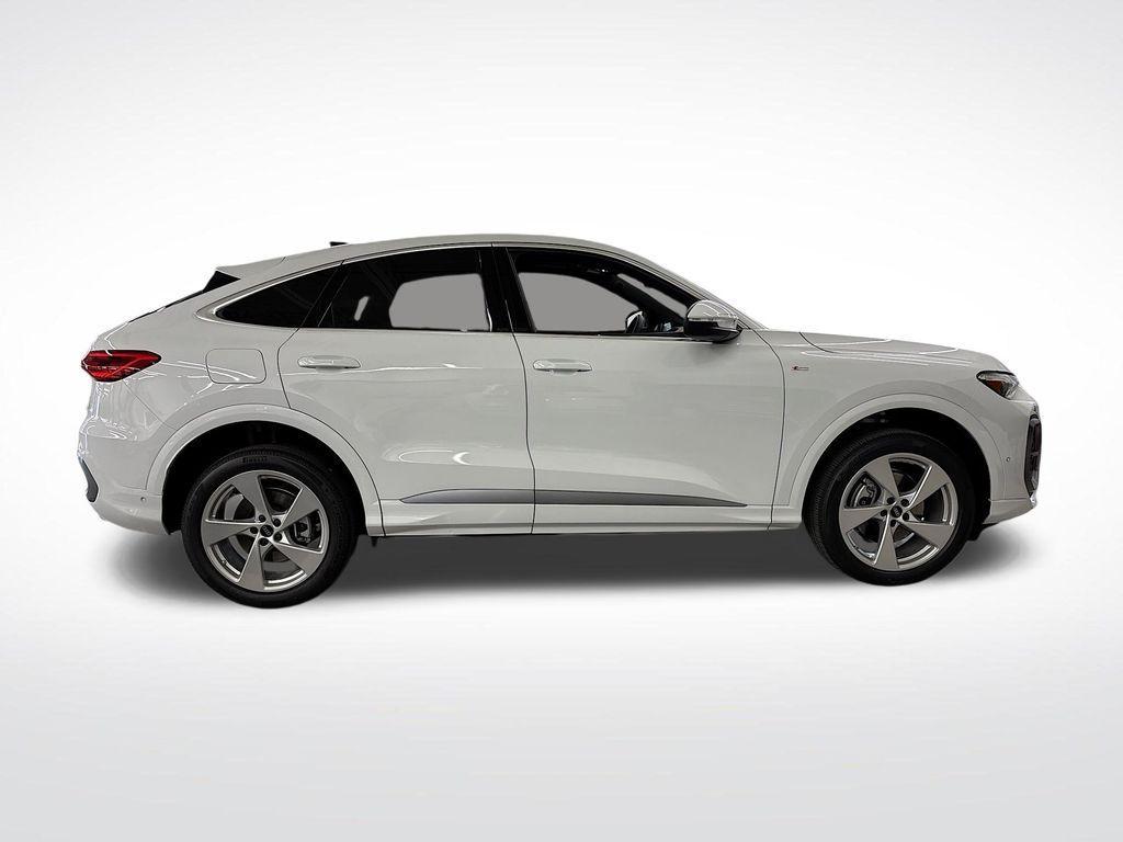 new 2025 Audi Q5 Sportback car, priced at $60,400