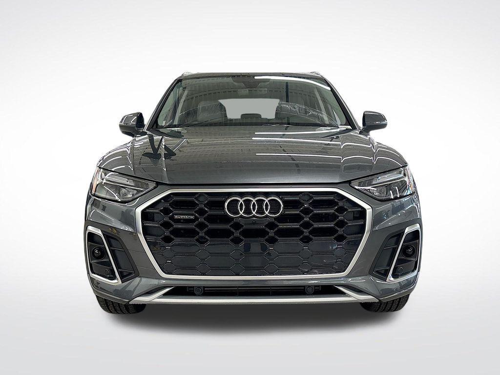 new 2025 Audi Q5 car, priced at $52,790