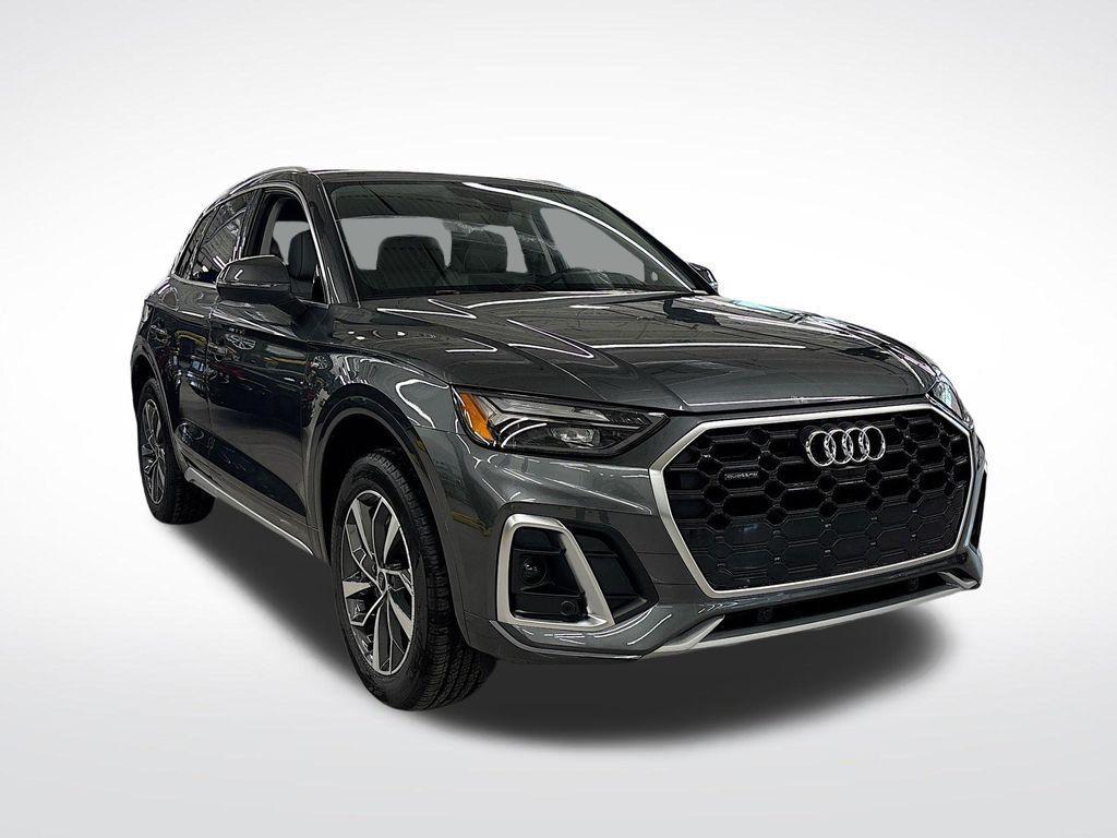 new 2025 Audi Q5 car, priced at $52,790