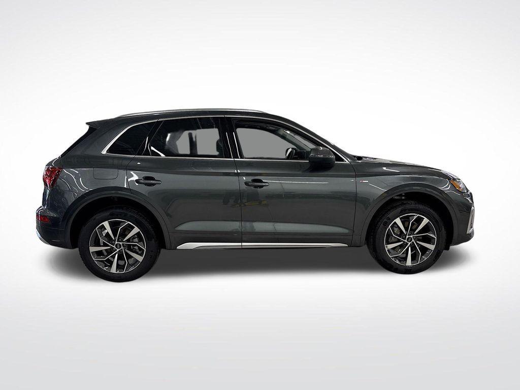 new 2025 Audi Q5 car, priced at $52,790