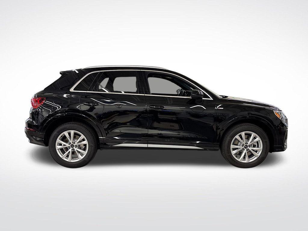 new 2025 Audi Q3 car, priced at $41,560
