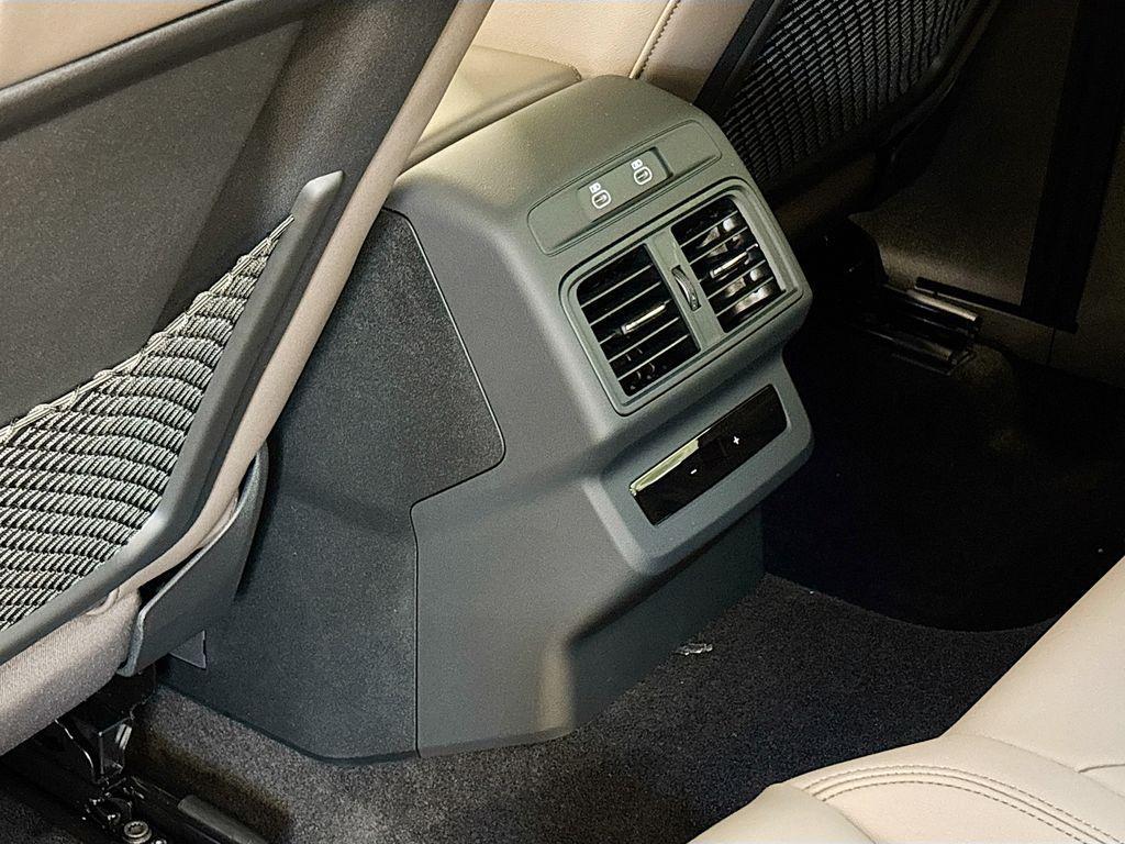 new 2025 Audi Q5 Sportback car, priced at $60,725