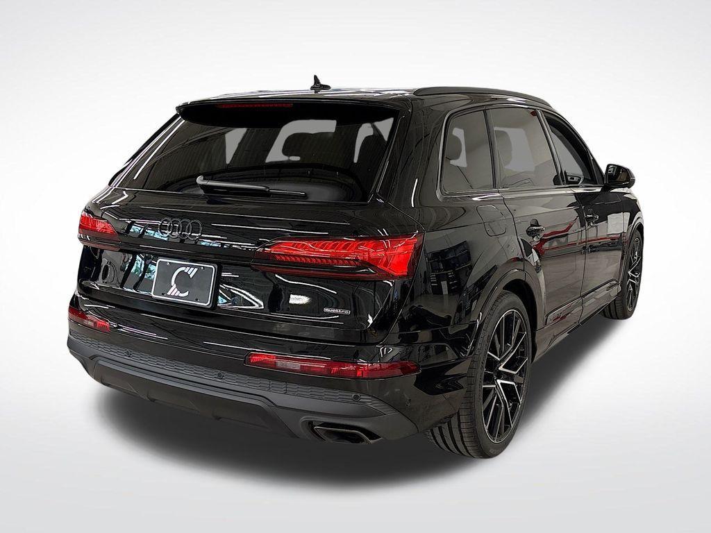 new 2025 Audi Q7 car, priced at $74,555