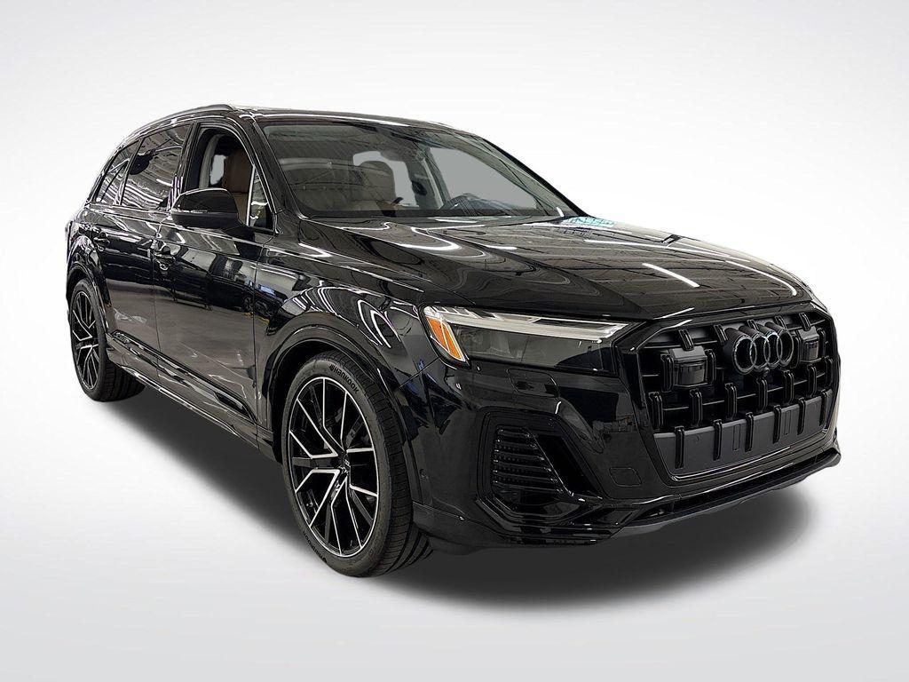 new 2025 Audi Q7 car, priced at $74,555