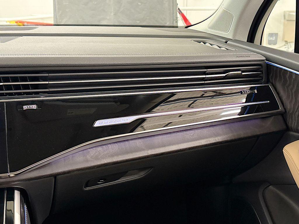 new 2025 Audi Q7 car, priced at $74,555