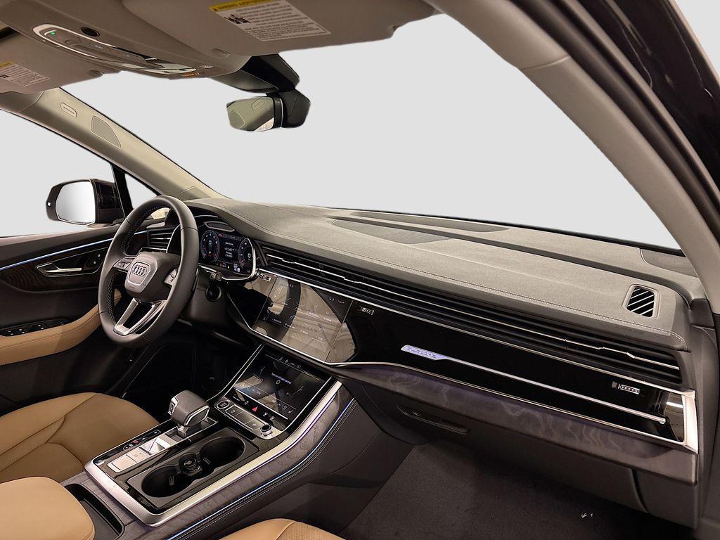 new 2025 Audi Q7 car, priced at $74,555