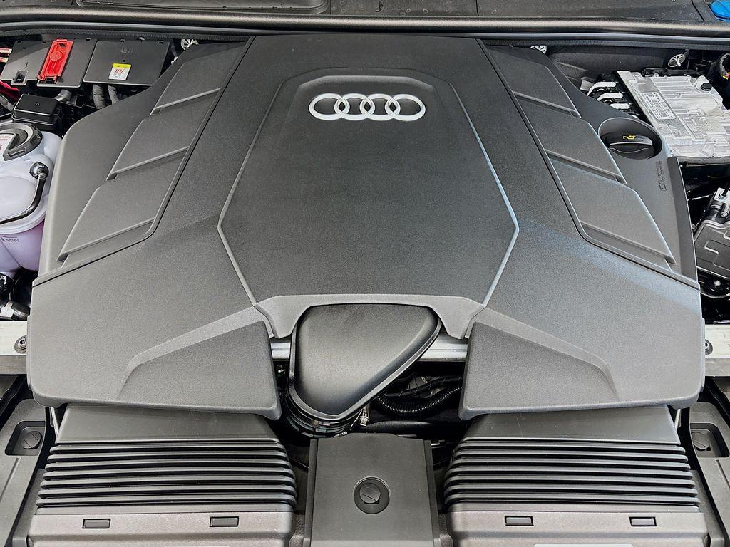 new 2025 Audi Q7 car, priced at $77,750