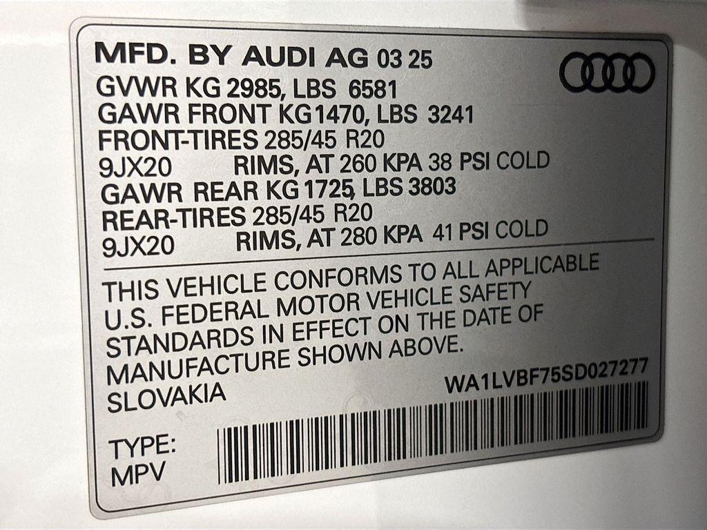 new 2025 Audi Q7 car, priced at $72,600