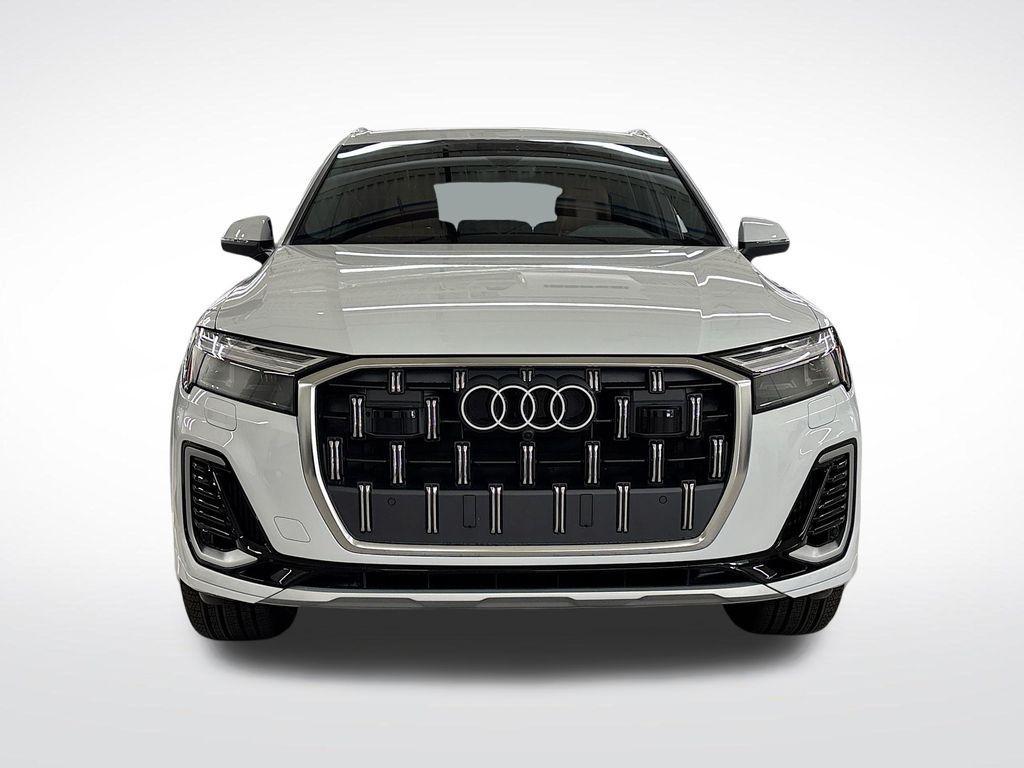 new 2025 Audi Q7 car, priced at $72,600